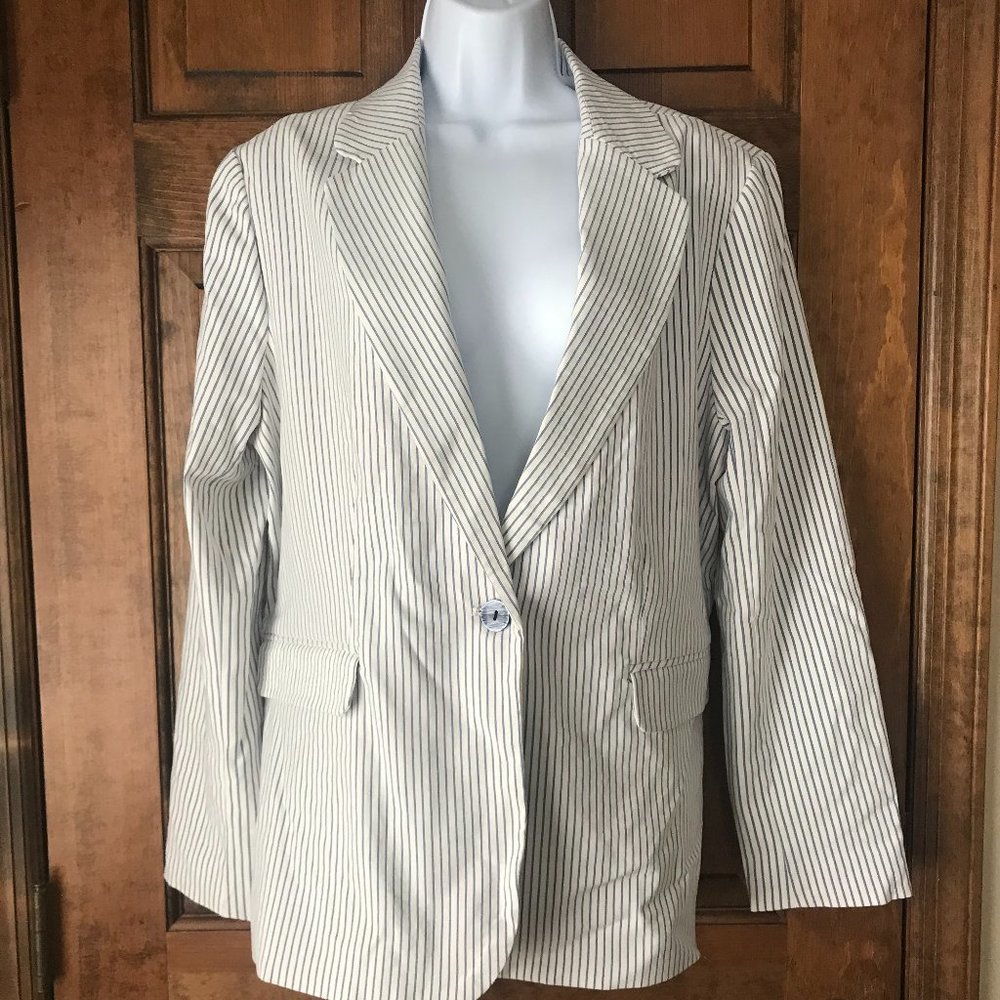 NWT Alice Hope White with Blue Stripes Jacket X-Large